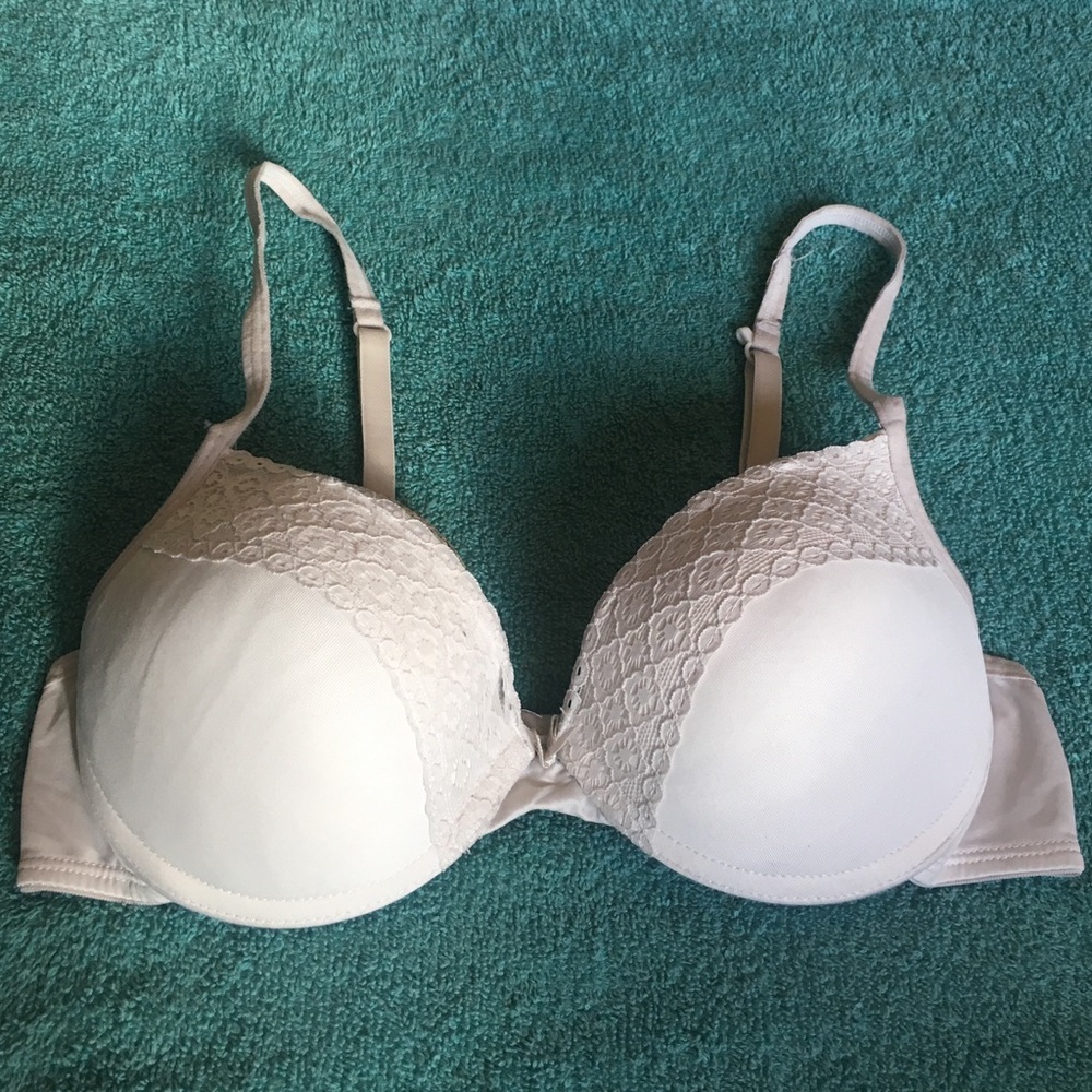 White Bra with Lace Trim, 34B